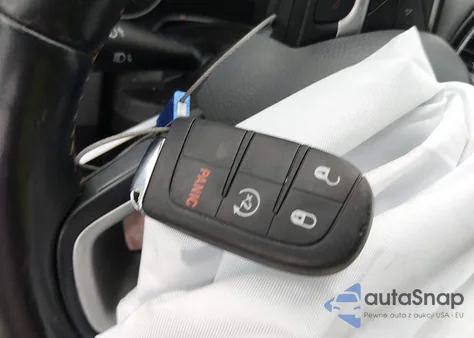 2018 Jeep Compass Limited 4X4 z USA, uszkodzony, nr VIN 3C4NJDCB4JT231947